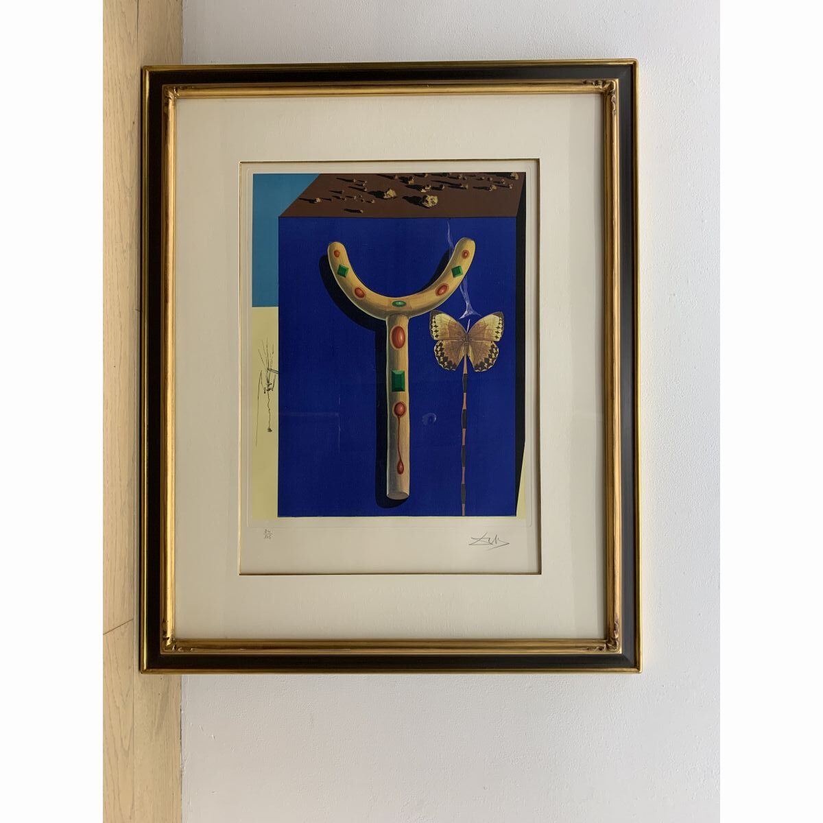 (Memories of Surrealism ) Surrealistic Crutches